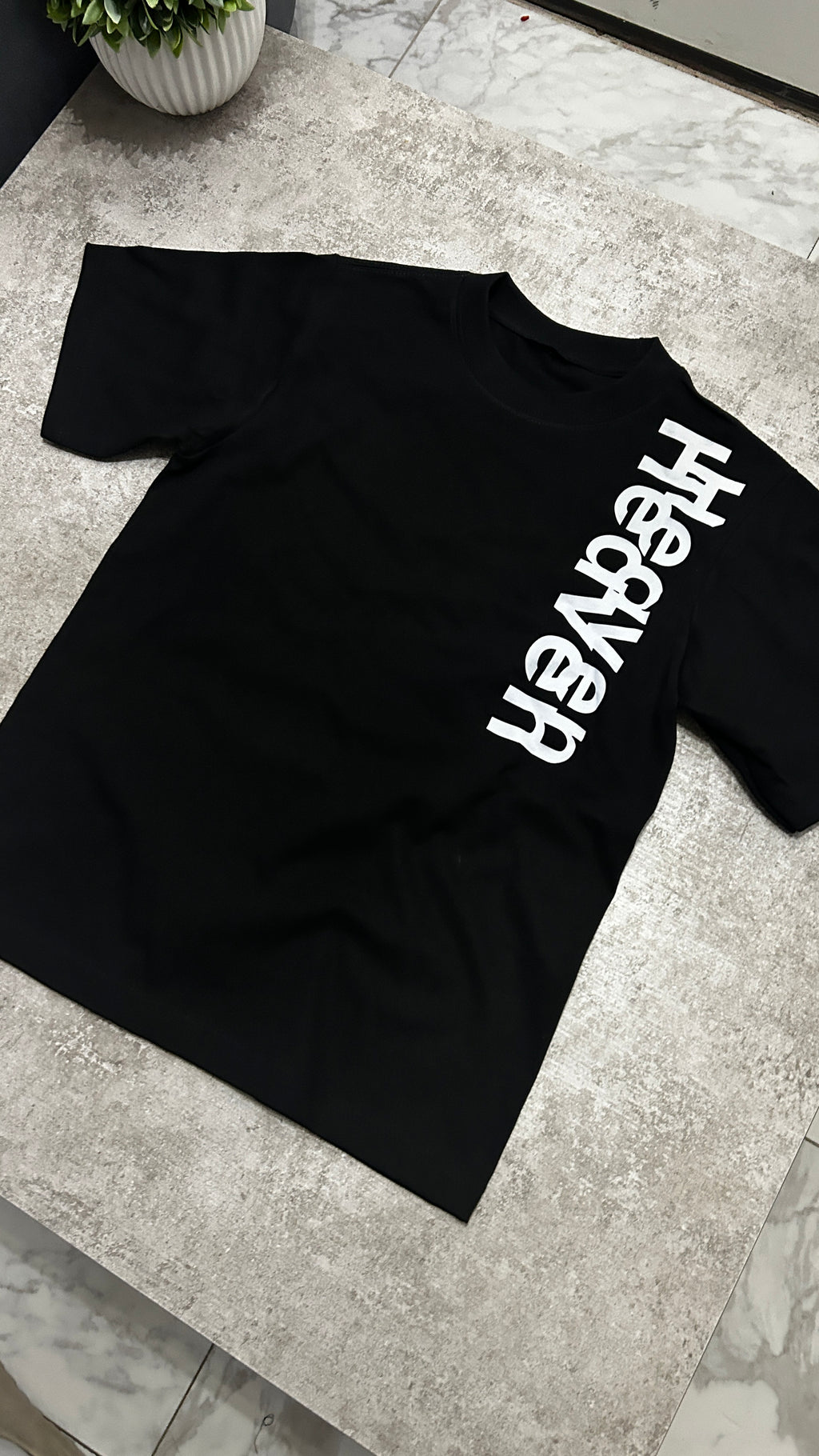 "Heaven" Shortsleeve - Black